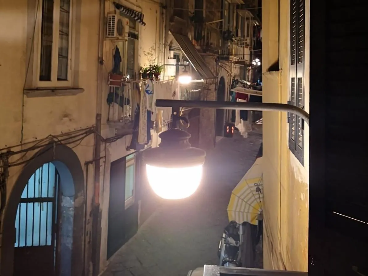 Vicoli Di Napoli B&B فندق مبيت وإفطار نابولي