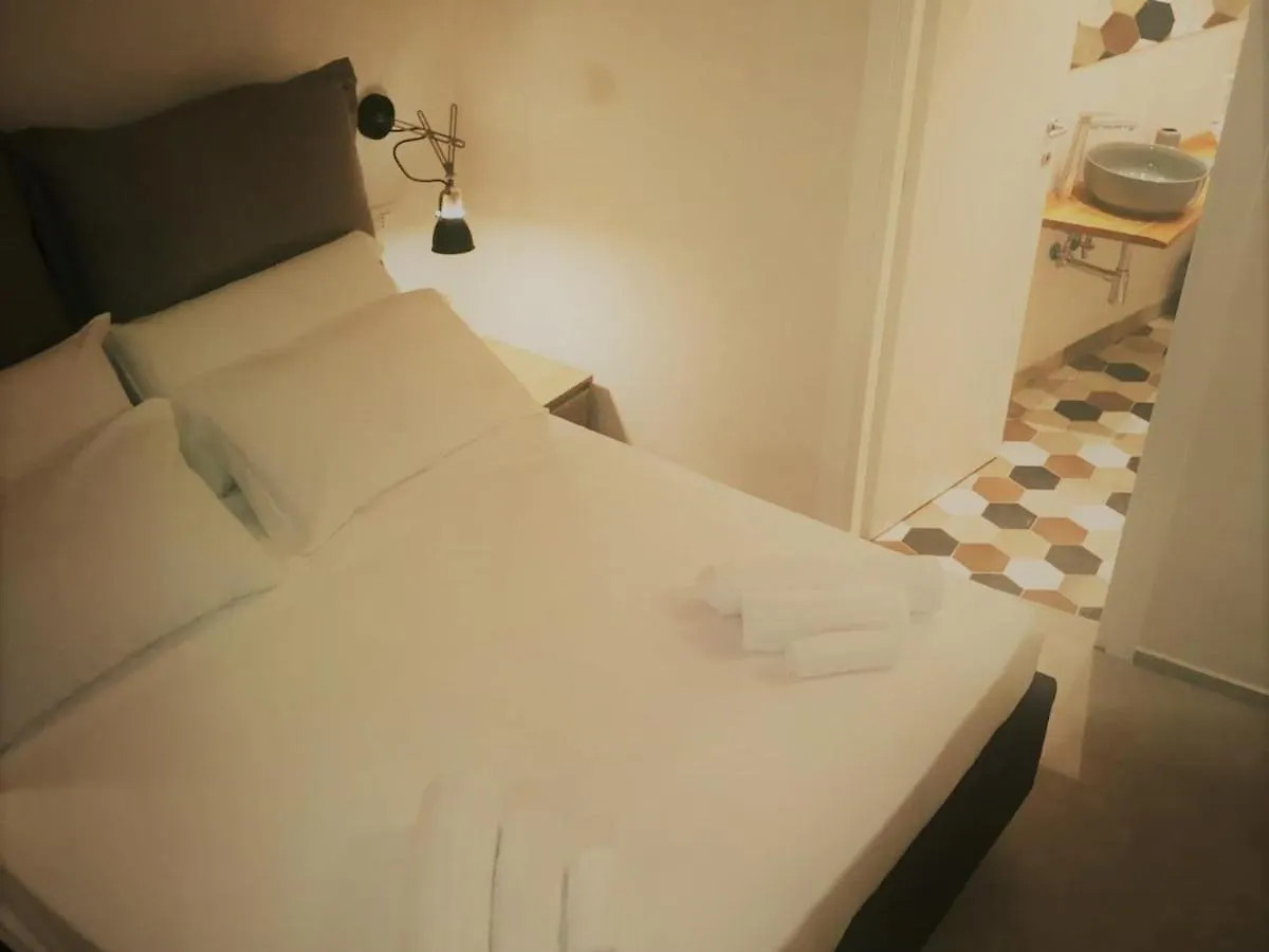 *** فندق مبيت وإفطار Vicoli Di Napoli B&B إيطاليا