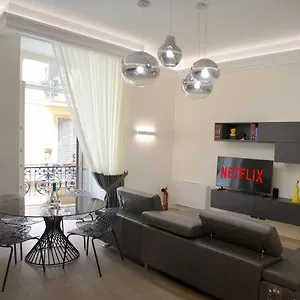Fafgrandsuitenapoli Napoli