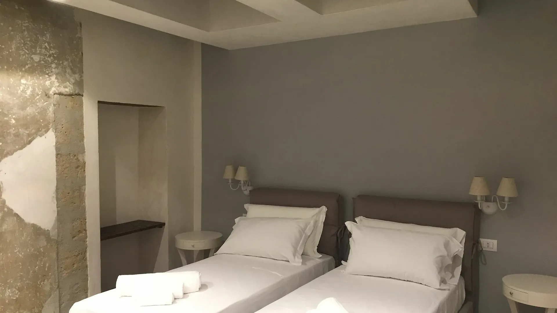 Vicoli Di Napoli B&B